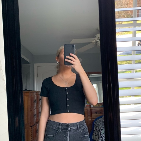 Forever 21 black crop top - Picture 1 of 1